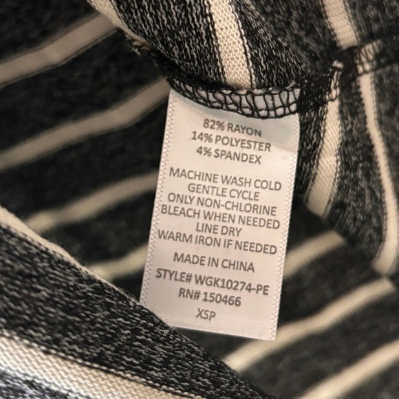 Market & Spruce striped hoodie size XSP - Picture 5 of 7